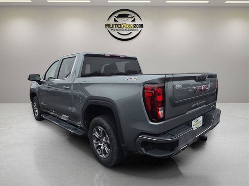 Used 2023 GMC Sierra 1500 SLE image 5