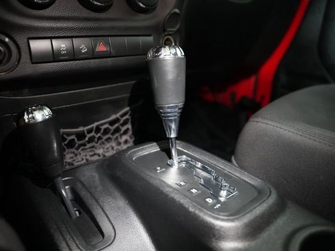 Used 2016 Jeep Wrangler Sport image 26