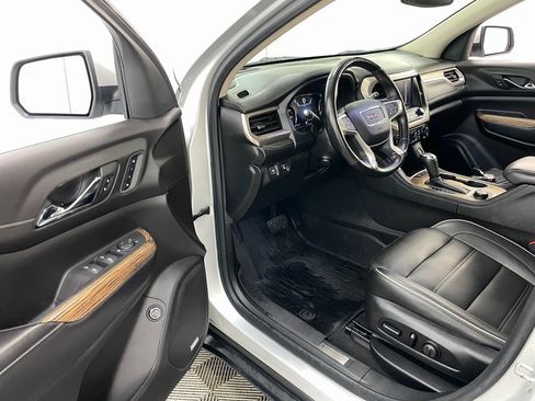 Certified 2019 GMC Acadia Denali w/ Technology Package image 24