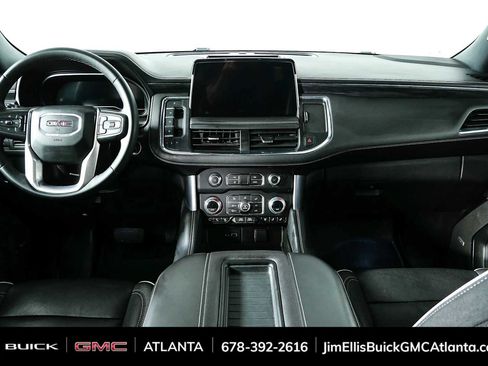 Used 2023 GMC Yukon XL SLT AWD/4WD image 42