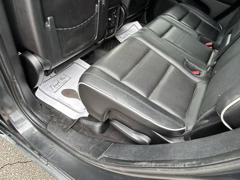 Used 2011 Jeep Grand Cherokee Overland AWD/4WD image 9