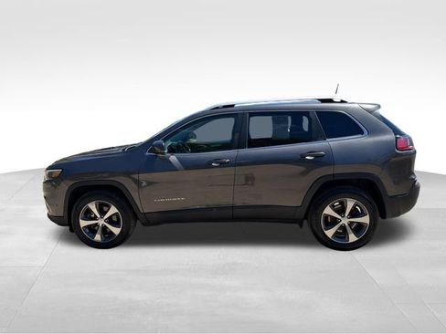 Used 2019 Jeep Cherokee Limited w/ Technology Group AWD/4WD image 6