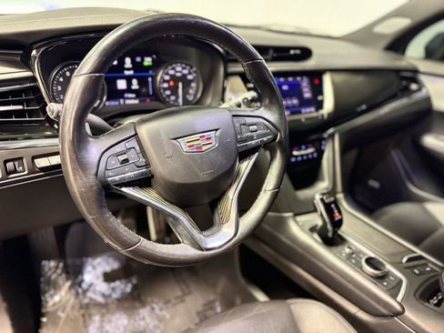 Used 2020 Cadillac XT6 Sport image 25