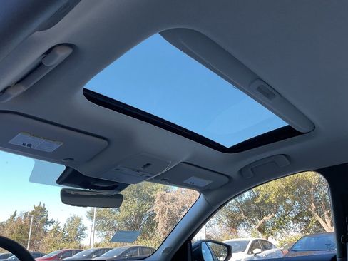 New 2026 Nissan Sentra SL image 18