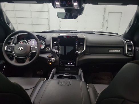 Used 2025 RAM 1500 Laramie image 10