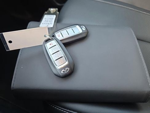 Certified 2023 INFINITI QX60 Pure image 12