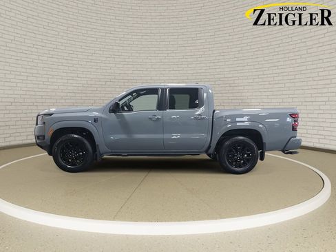New 2026 Nissan Frontier SV w/ Tow Package AWD/4WD image 8