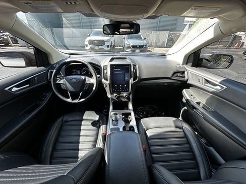 Certified 2023 Ford Edge SEL w/ Convenience Package AWD/4WD image 16