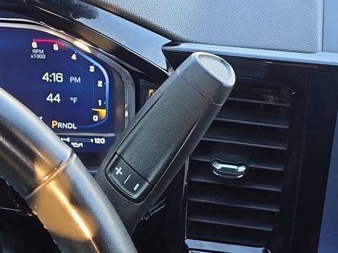 Used 2024 Chevrolet Silverado 2500 ZR2 w/ Technology Package image 25