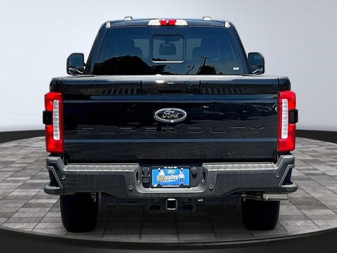 New 2026 Ford F250 Lariat w/ Black Appearance Package AWD/4WD image 4