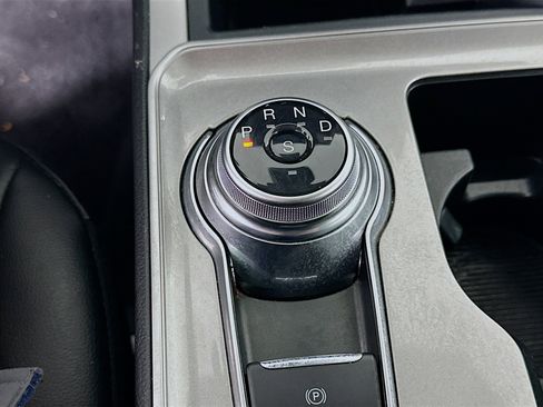 Used 2023 Ford Edge SEL image 24