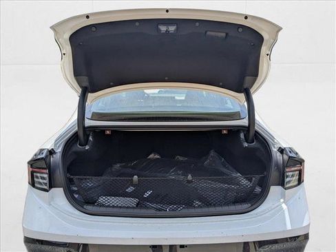 New 2025 Hyundai Sonata SEL image 18