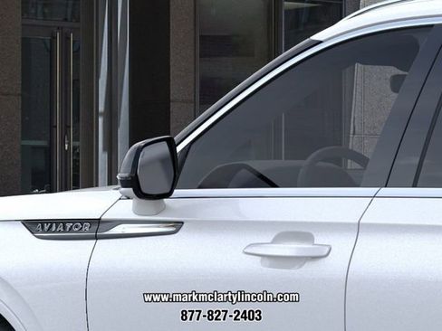 New 2026 Lincoln Aviator Black Label w/ Dynamic Handling Package AWD/4WD image 20