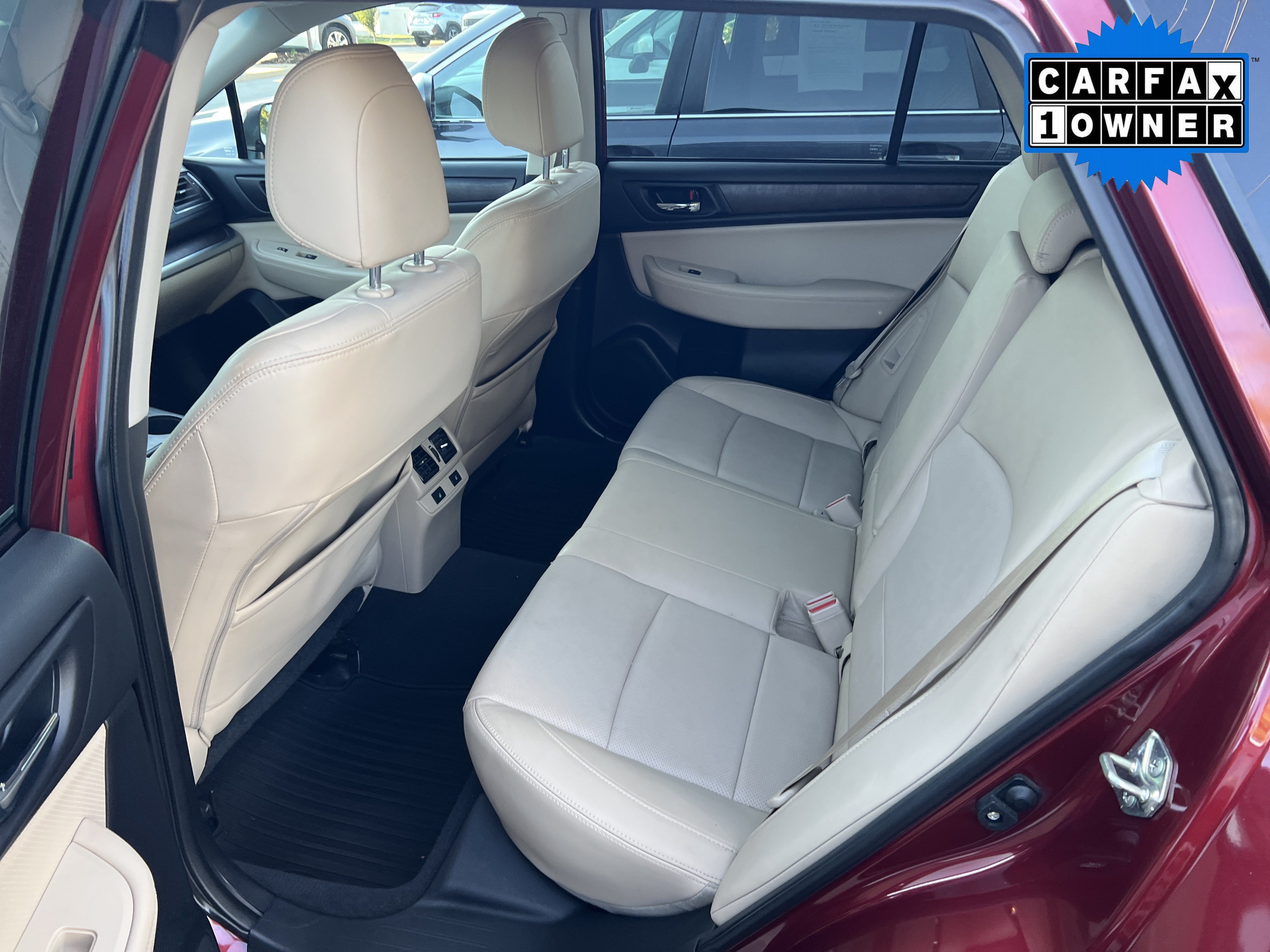 Used 2017 Subaru Outback 2.5i Limited AWD/4WD image 11