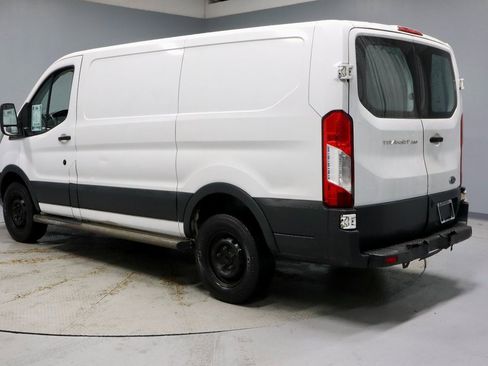 Used 2016 Ford Transit 250 130 Low Roof w/ Exterior Upgrade Package image 7