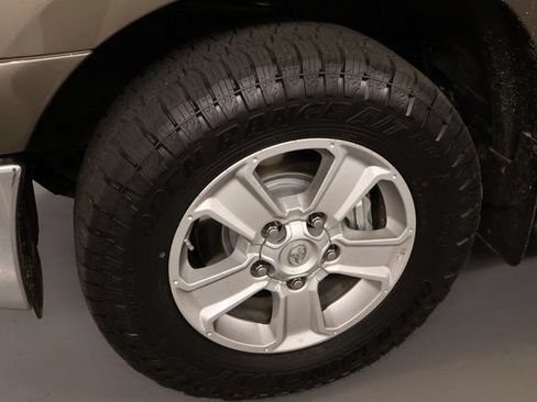 Used 2011 Toyota Tundra 2WD Double Cab w/ Tow Pkg image 8