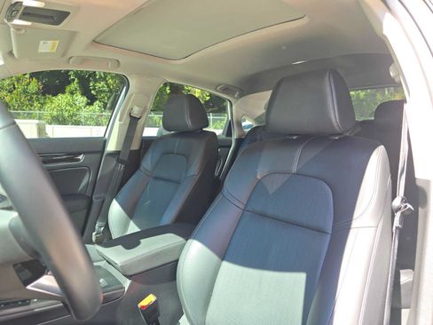 Used 2024 Honda Civic EX-L image 21