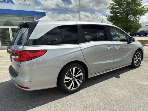Used 2023 Honda Odyssey Touring image 7