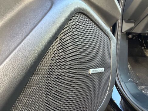 New 2025 Subaru Ascent Bronze Edition w/ Onyx Package image 7