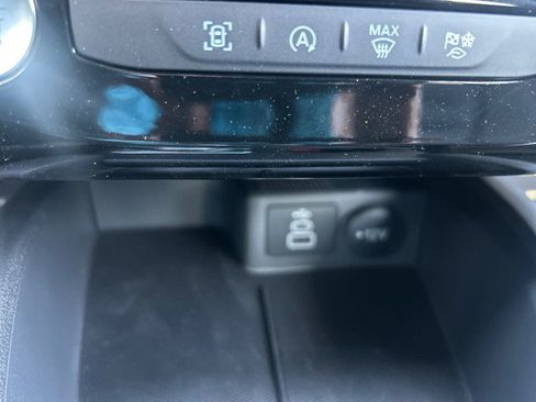 New 2026 Ford Escape ST-Line w/ Tech Pack #1 AWD/4WD image 18