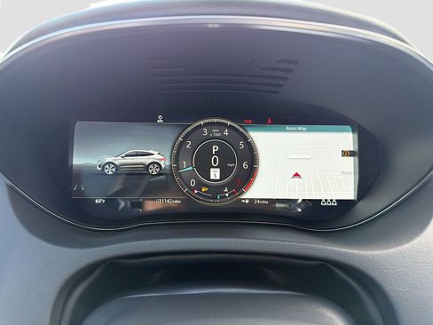 Used 2022 Jaguar E-PACE SE image 38