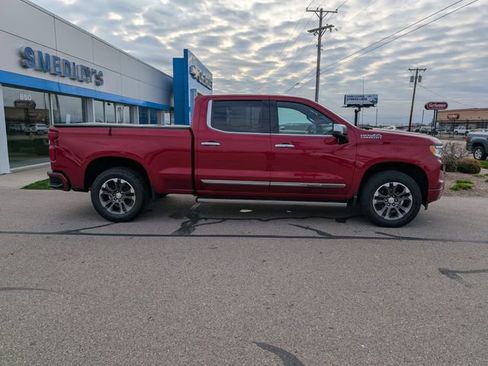 Certified 2022 Chevrolet Silverado 1500 High Country w/ Z71 Off-Road Package image 2