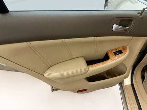 Used 2003 Honda Accord EX image 26