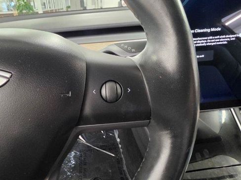 Used 2019 Tesla Model 3 Mid Range RWD image 13