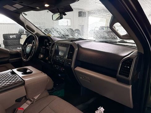Used 2018 Ford F150 XLT w/ Equipment Group 302A Luxury AWD/4WD image 12