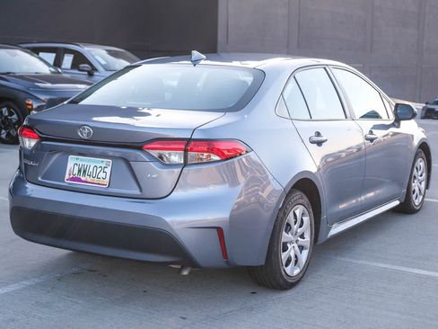 Certified 2024 Toyota Corolla LE FWD image 3
