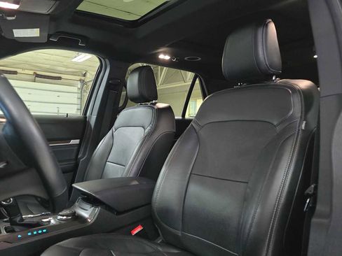 Used 2018 Ford Explorer Limited w/ Equipment Group 301A image 21