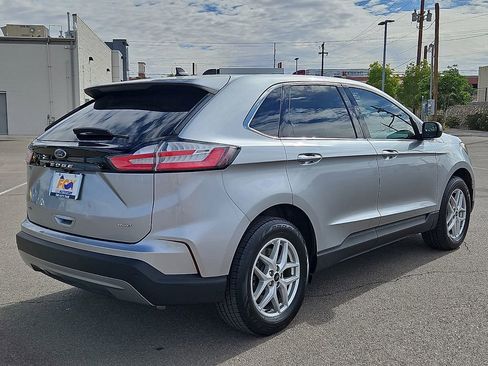 Used 2023 Ford Edge SEL AWD/4WD image 4