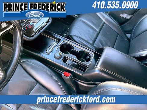 Used 2022 Lincoln Corsair AWD w/ Premium Package image 15