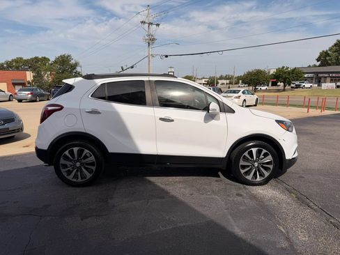Used 2018 Buick Encore Essence FWD image 6