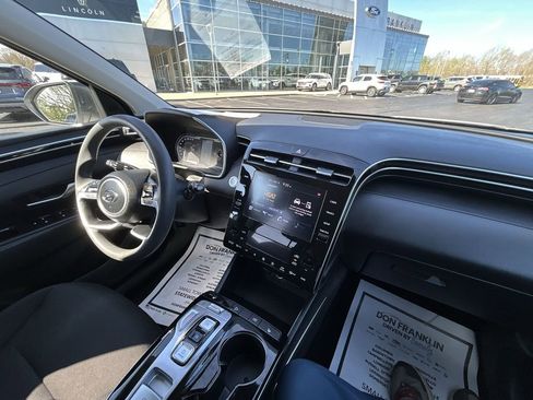 Used 2022 Hyundai Tucson Blue image 11