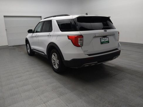 Used 2021 Ford Explorer XLT w/ Equipment Group 202A RWD image 5