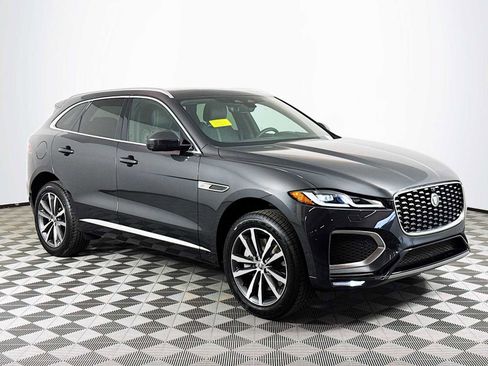 New 2026 Jaguar F-PACE R-Dynamic S image 3