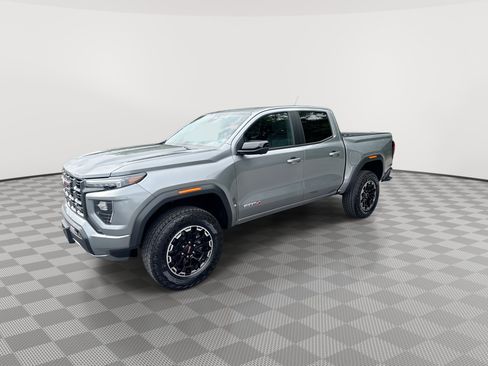New 2026 GMC Canyon AT4 w/ Technology Plus Package AWD/4WD image 4