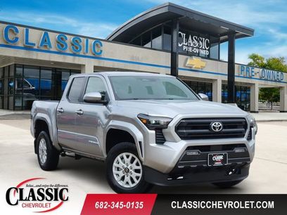 Used 2025 Toyota Tacoma SR5