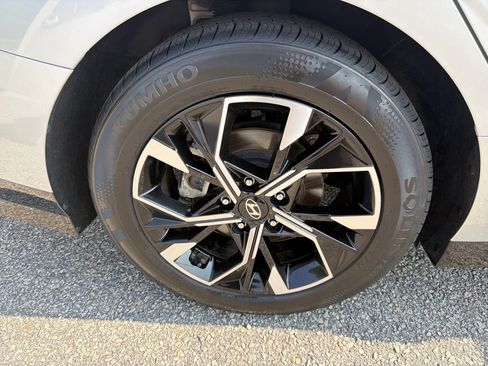 Used 2024 Hyundai Sonata SEL FWD image 28