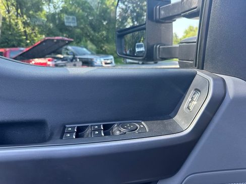 Used 2025 Ford F450 XLT w/ FX4 Off-Road Package AWD/4WD image 11