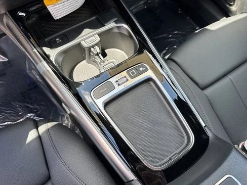 New 2025 Mercedes-Benz GLA 250 image 27