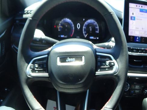 Certified 2024 Jeep Compass Trailhawk w/ Trailhawk Elite Group AWD/4WD image 24