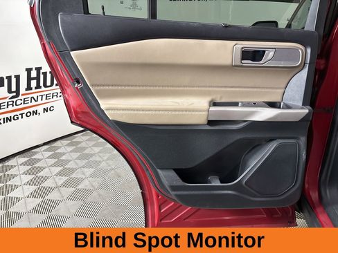 Used 2023 Ford Explorer Limited image 20