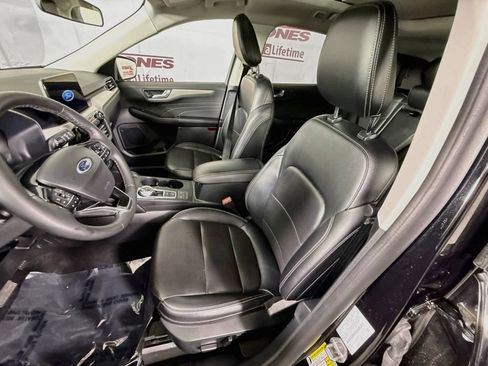 Used 2022 Ford Escape SEL w/ Technology Package AWD/4WD image 26