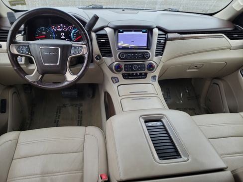 Certified 2018 GMC Yukon Denali w/ Open Road Package image 19
