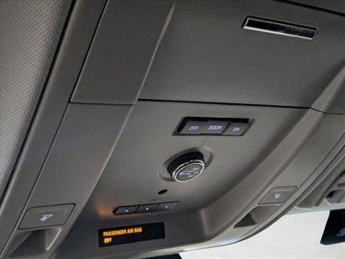 Used 2016 Chevrolet Tahoe LT image 21