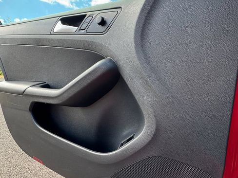 Used 2014 Volkswagen Jetta S FWD image 11