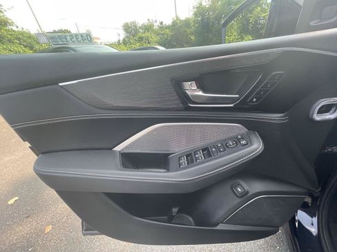 Used 2023 Acura MDX SH-AWD w/ Advance Package image 12