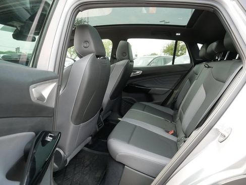 Certified 2023 Volkswagen ID.4 Pro S AWD/4WD image 17